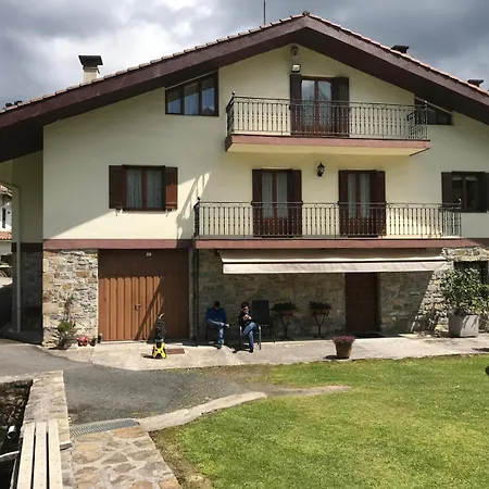 Holiday Rental - 3 Bedroom Country Cottage Fully Available For El Final - 15Mins From Airport - 25Mins From Bilbao Arrieta (Biscay)
